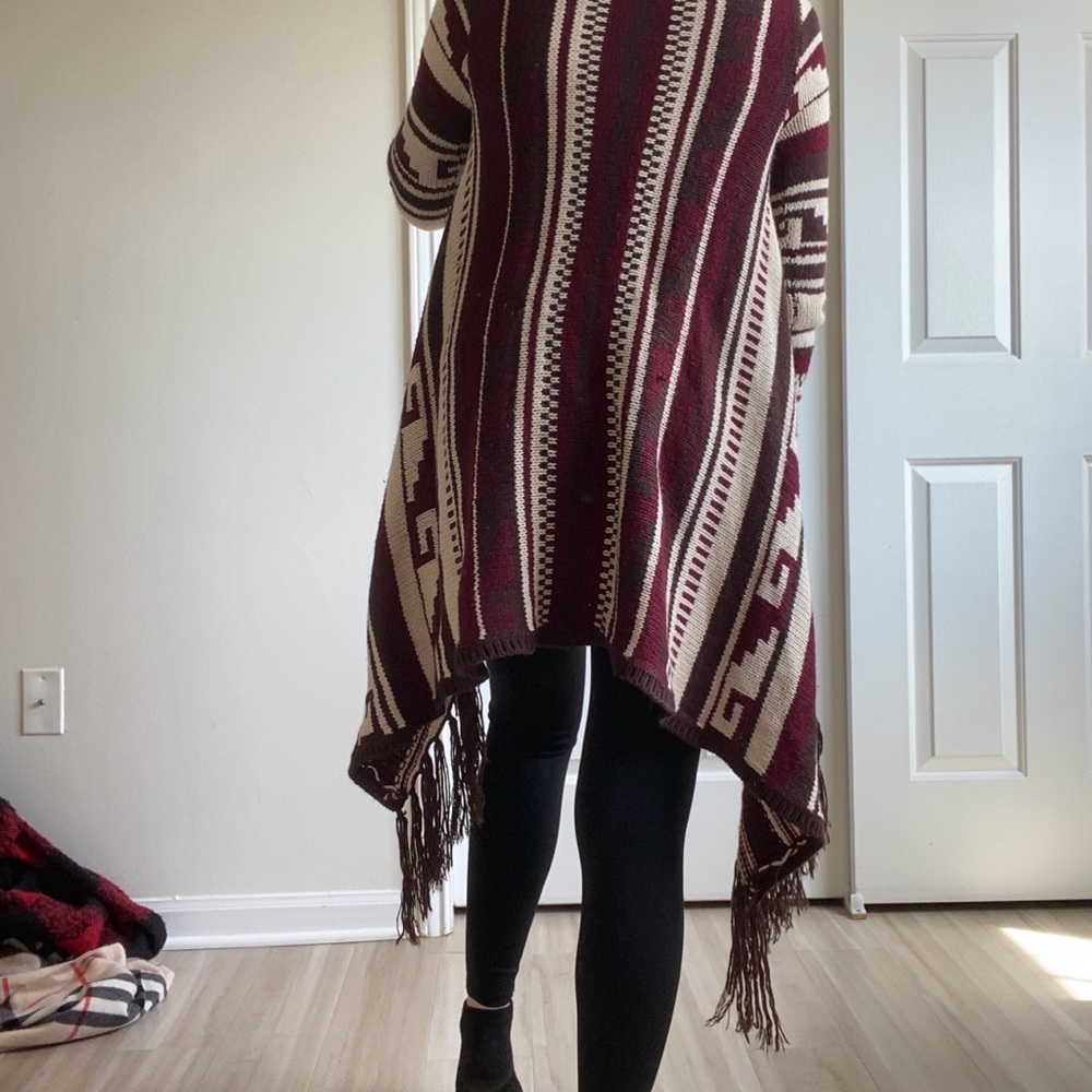 Aztec Patterned Fringe Sweater - Brown and Cream - Picture 5 of 7